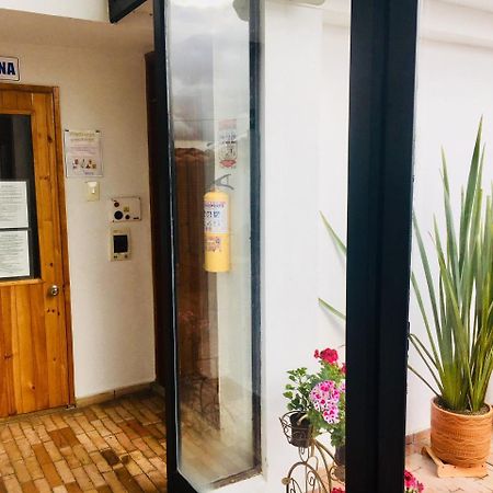 Arche Noah Boutique Hostel Bogota Bagian luar foto