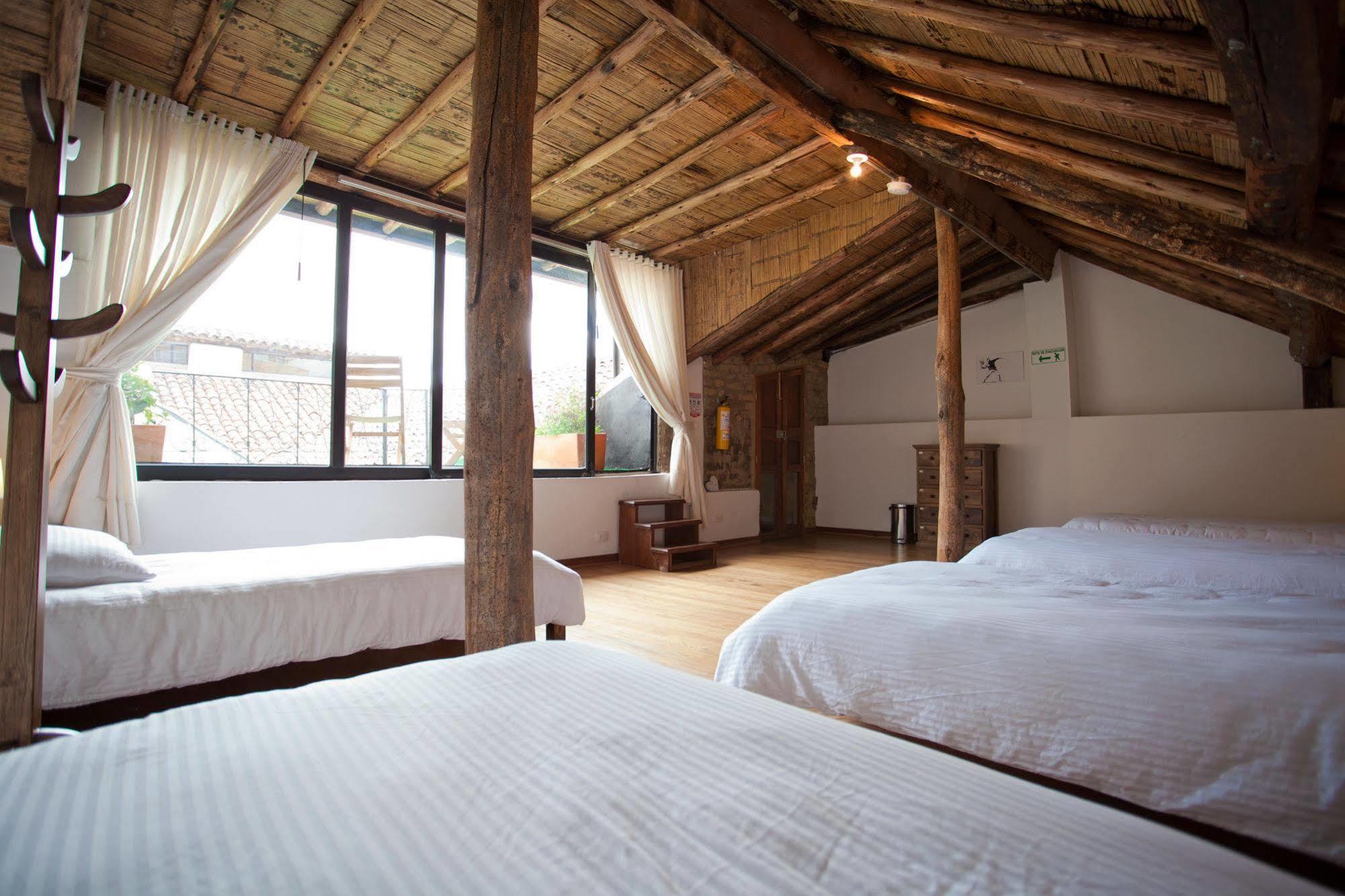 Arche Noah Boutique Hostel Bogota Bagian luar foto