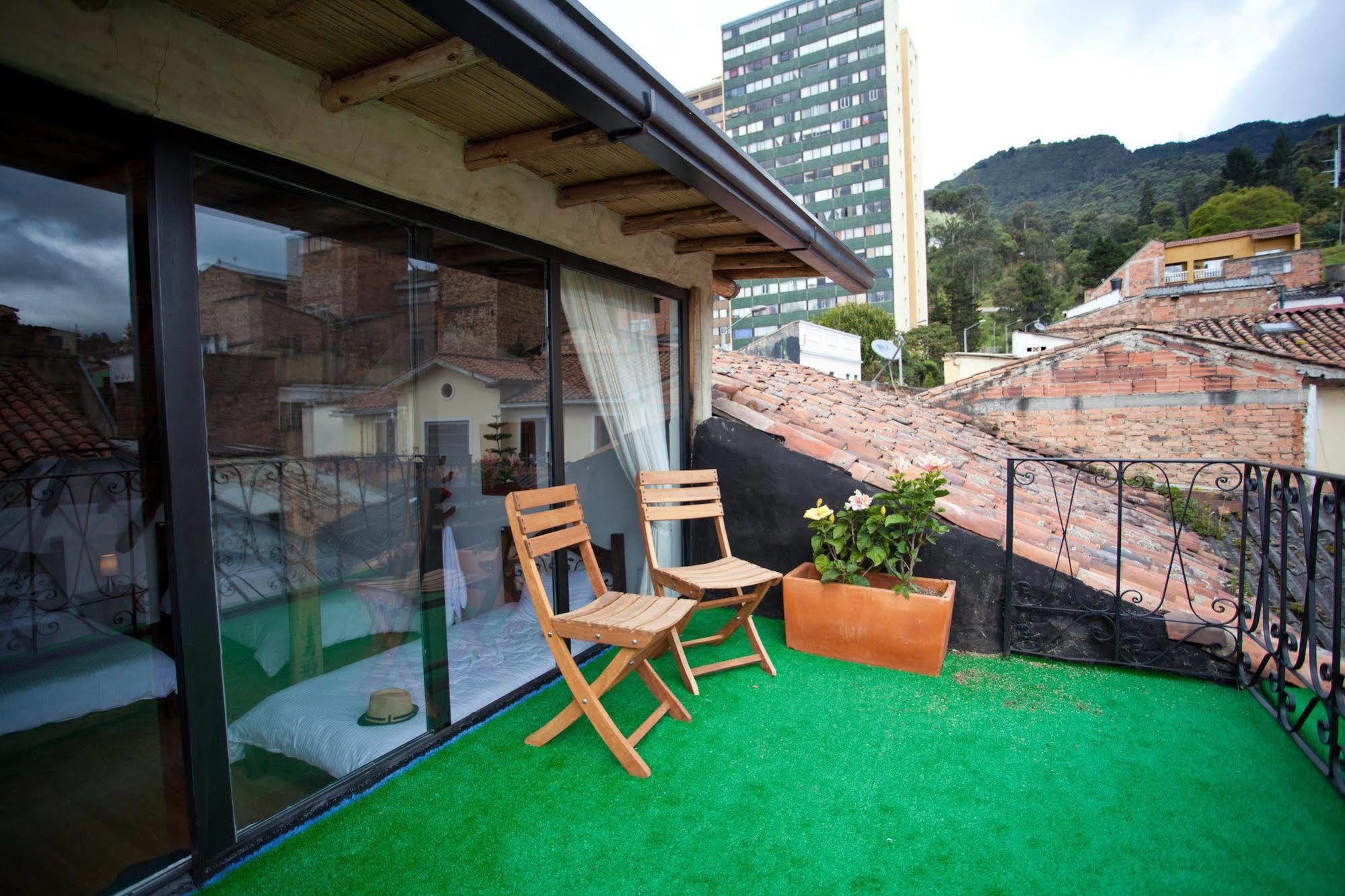 Arche Noah Boutique Hostel Bogota Bagian luar foto