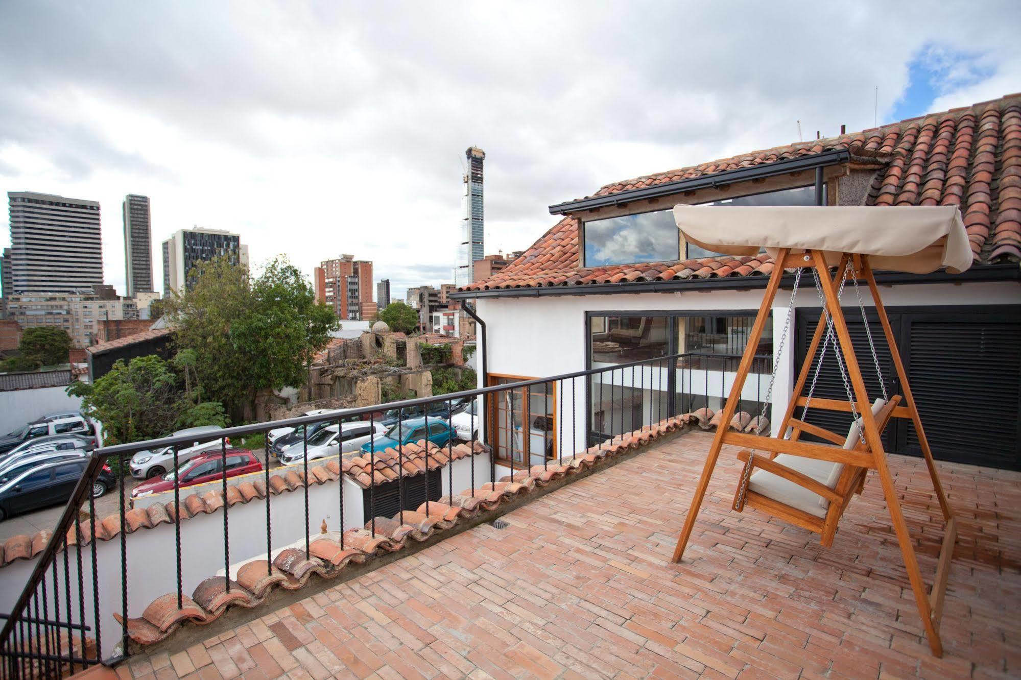 Arche Noah Boutique Hostel Bogota Bagian luar foto